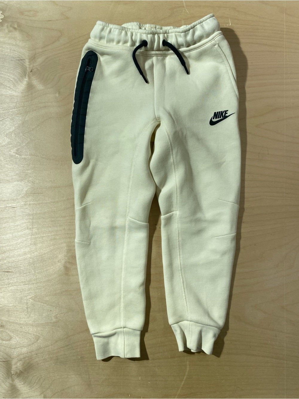 Nike Kids Cream Fleece Jogger Pants XS (BD)